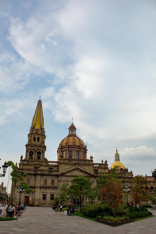 Hotel Real De Castilla Colonial グアダラハラ エクステリア 写真