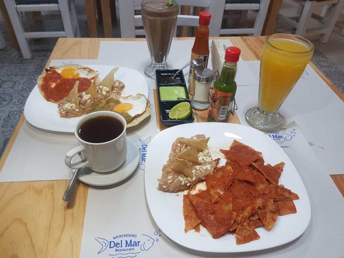 Hotel Real De Castilla Colonial グアダラハラ エクステリア 写真