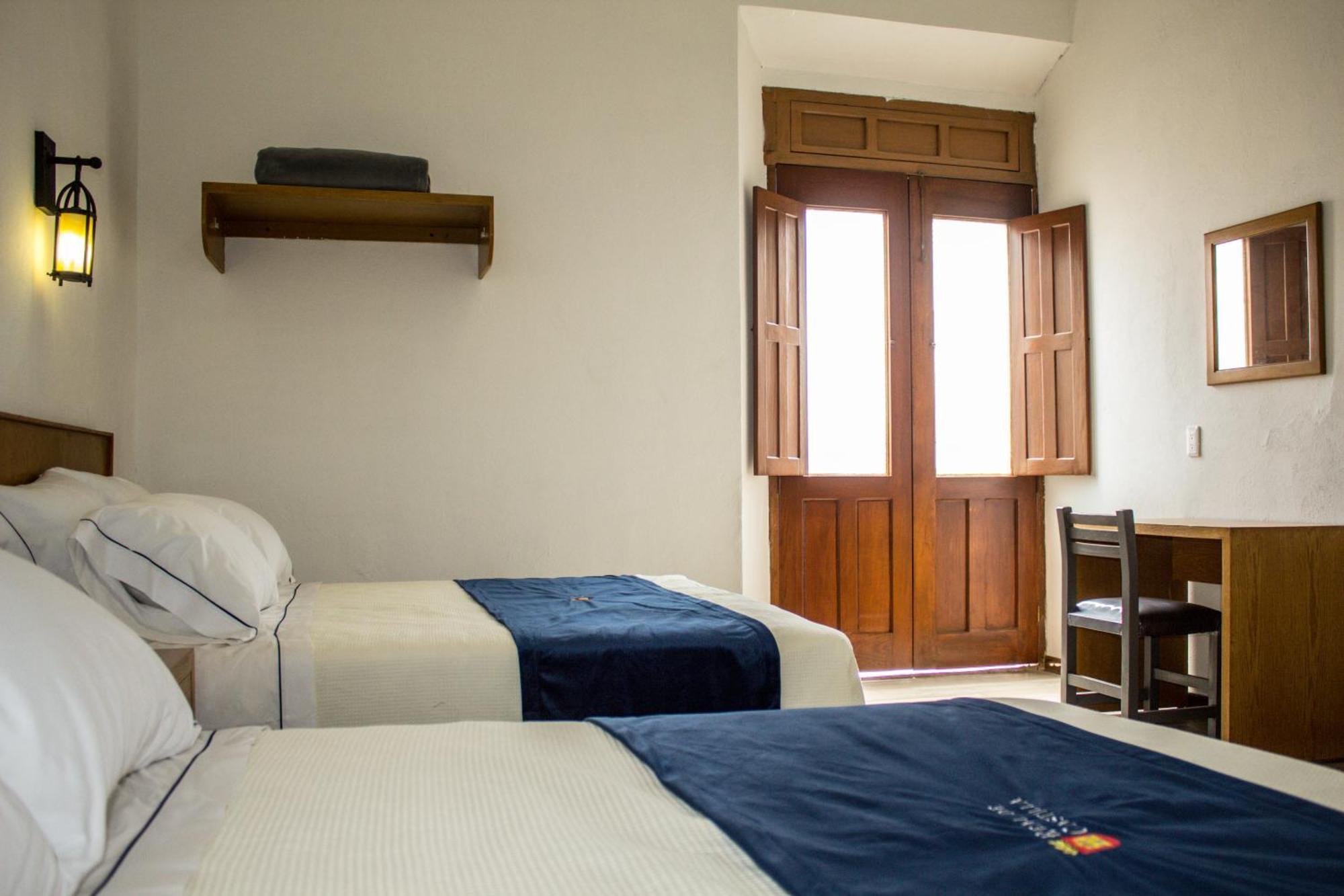 Hotel Real De Castilla Colonial グアダラハラ 部屋 写真