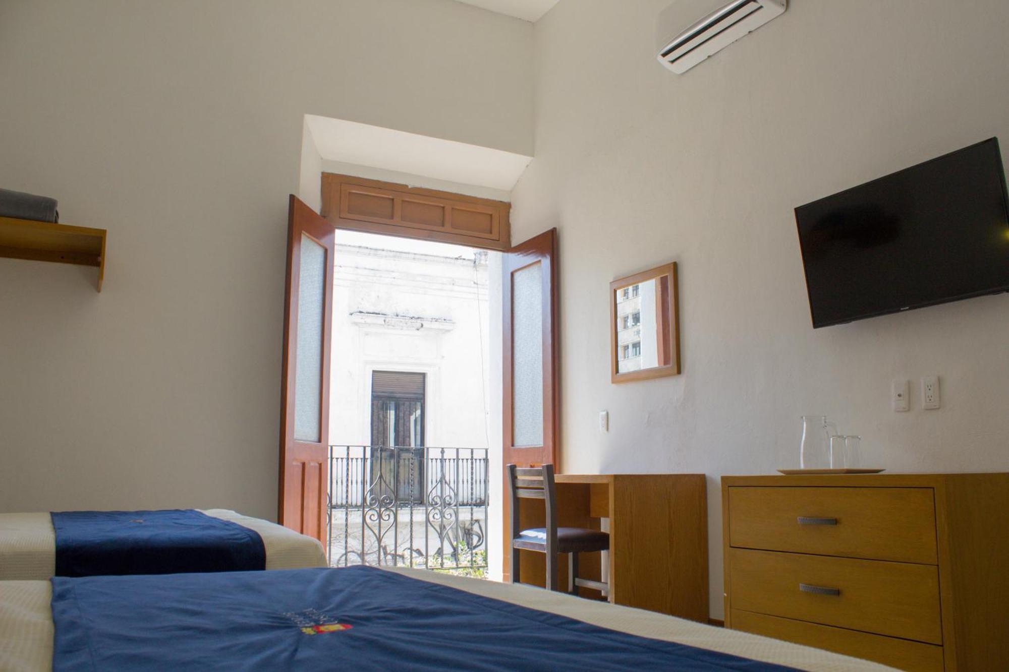 Hotel Real De Castilla Colonial グアダラハラ 部屋 写真
