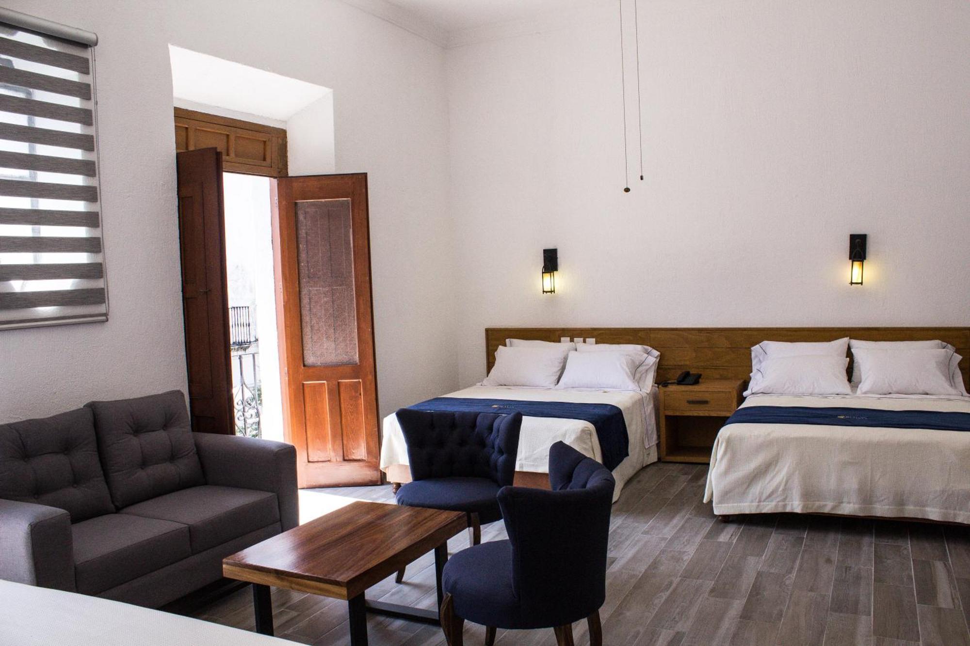 Hotel Real De Castilla Colonial グアダラハラ 部屋 写真
